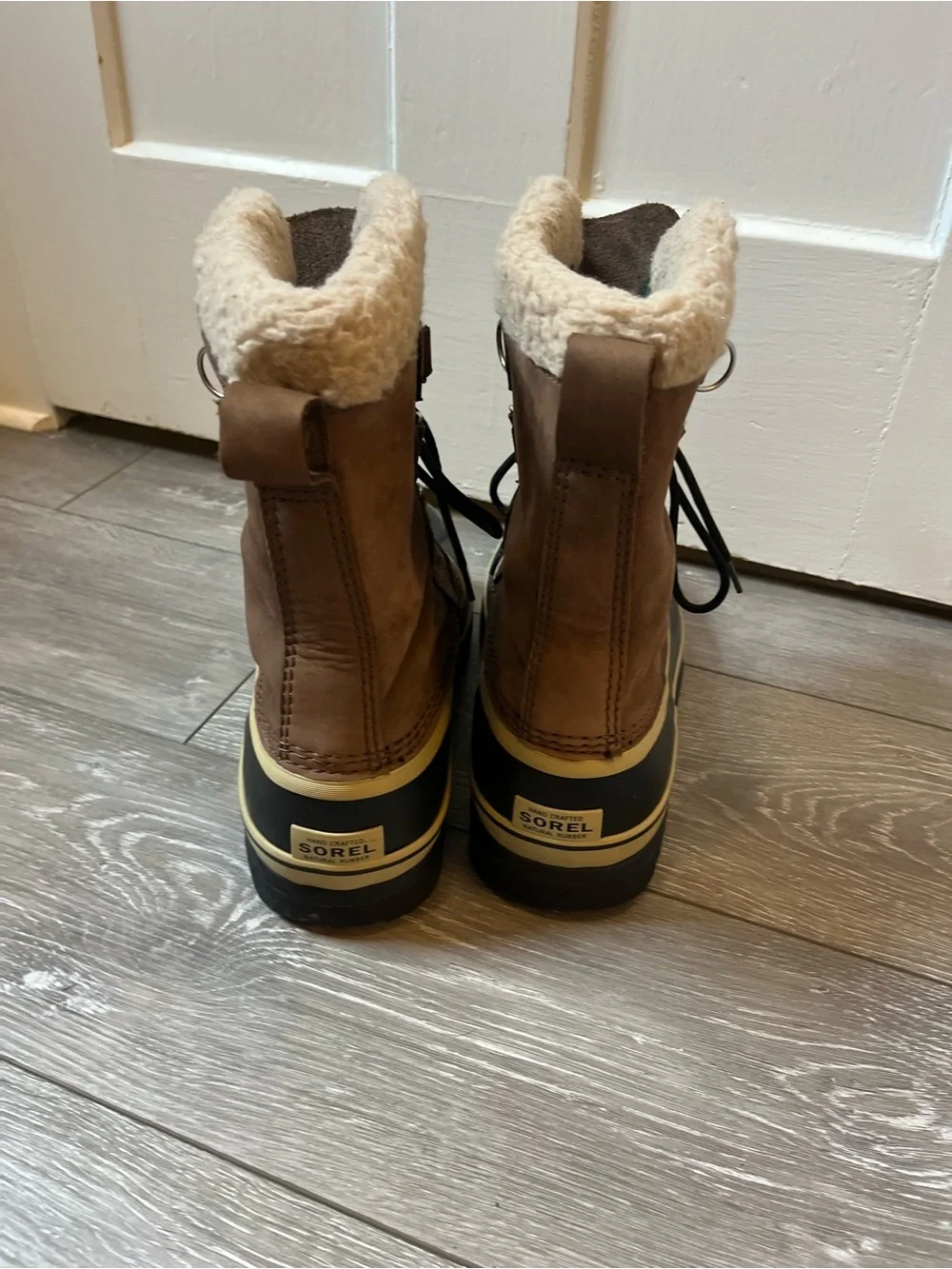 Men’s Sorel Caribou Winter Boots Bruno Size M 8 waterproof design